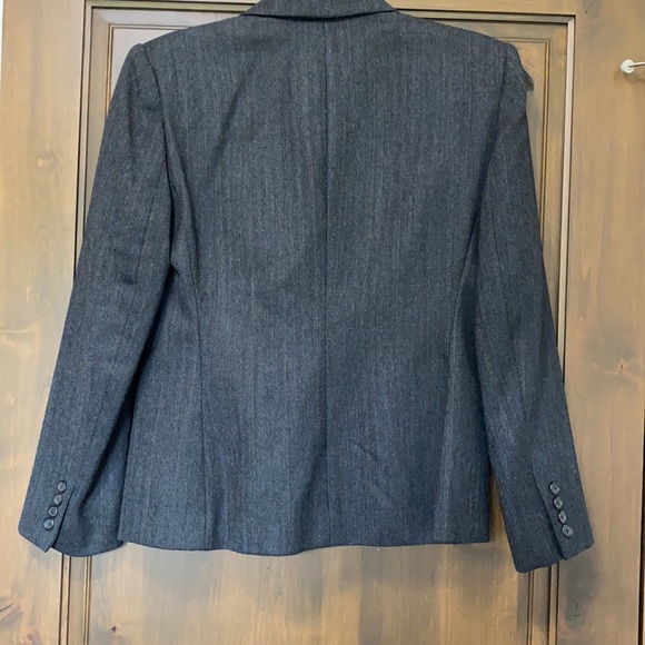Ralph Lauren Women’s blazer / suit jacket size 6, color charcoal grey - Picture 4 of 6
